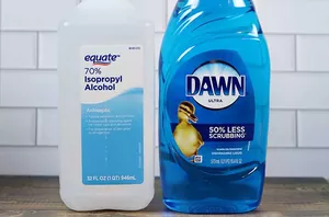 Mix alcohol and dish soap for this smart, money-saving trick!