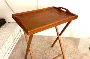 The 1-hour way to make an old tray table look designer