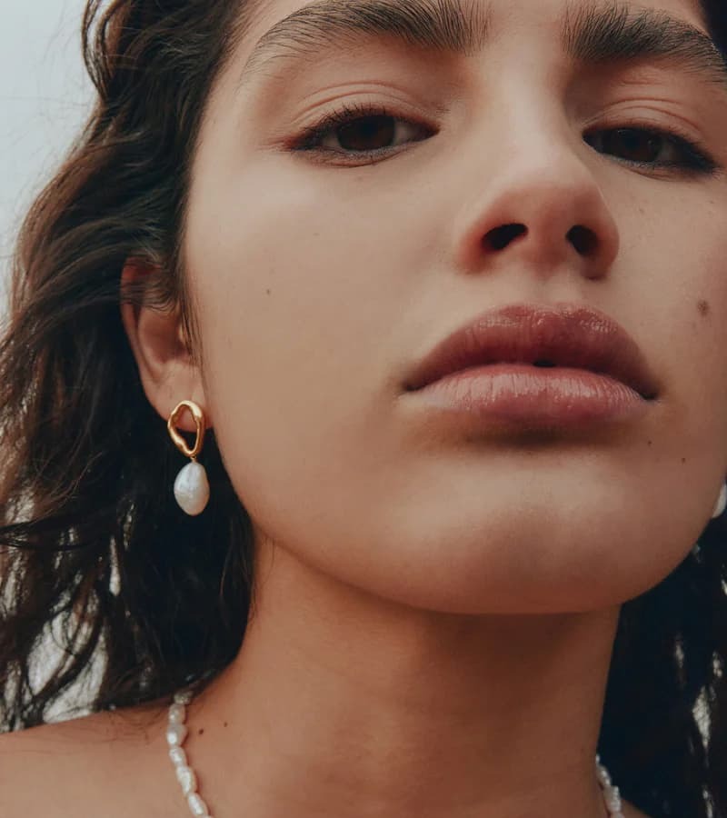 Cielo Pearl Drop Earrings - Gold