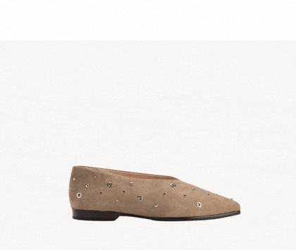 The Atelier Flat Clay Studded