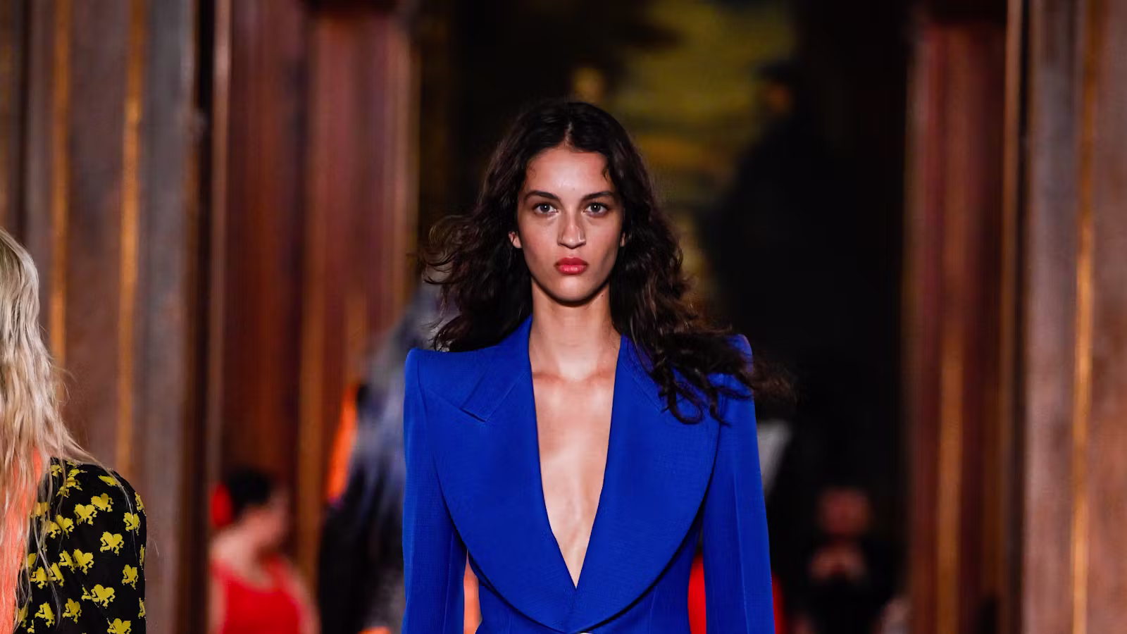 Louis Vuitton Cruise 2027 Just Brought Back This '80s Silhouette 
