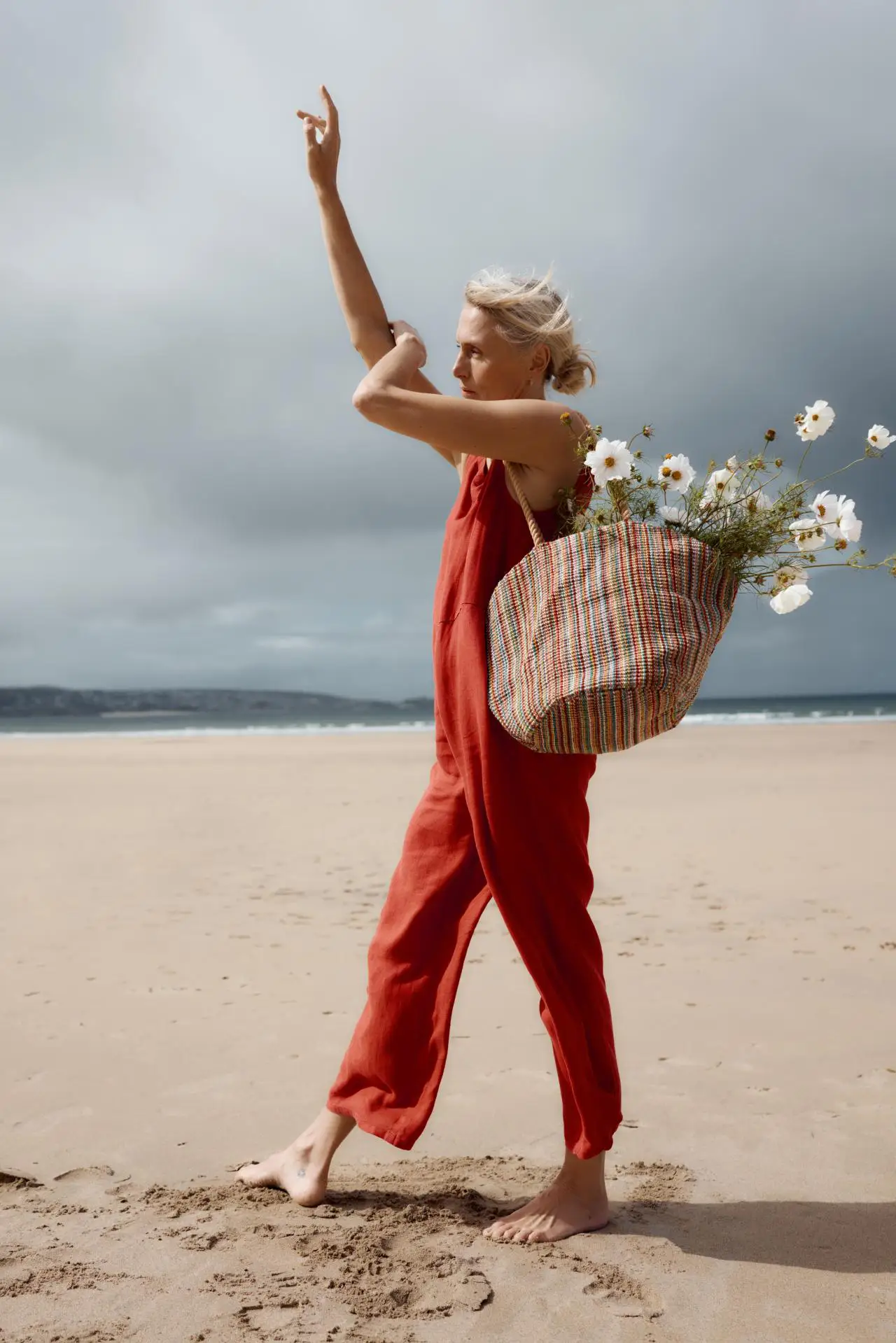 WOMENSWEAR