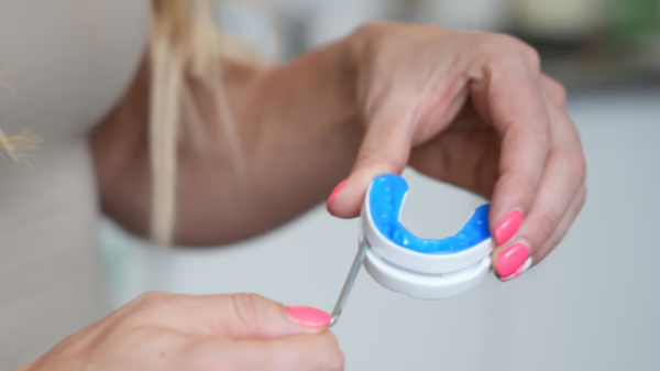 USA made adjustable snoring device