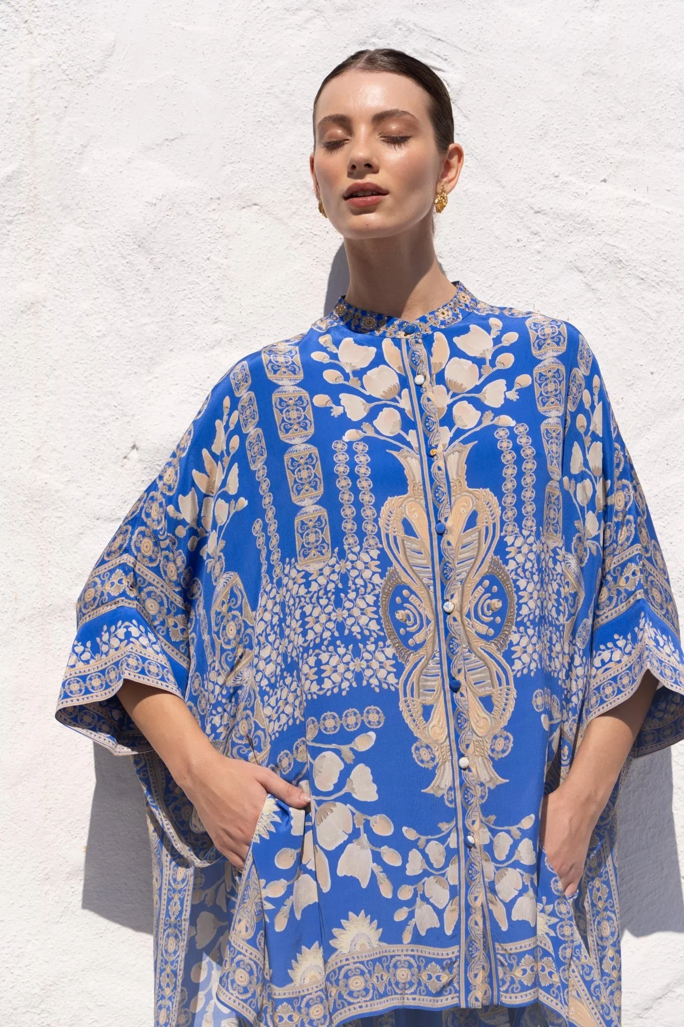 Image of MEDITERRANEAN BLUES KAFTAN TOP W SLEEVES