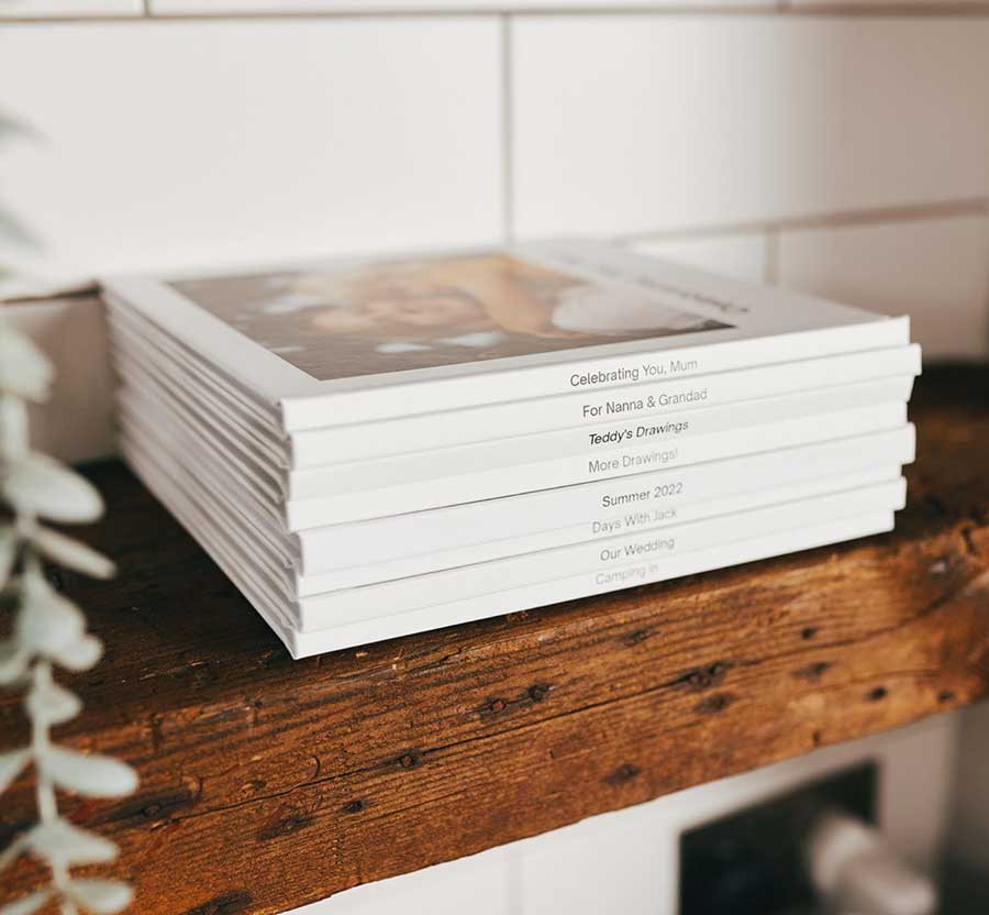 Caption Photo Book