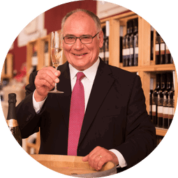 Weinlandschaft in der Toskana die die SCHULER Weinreisen zeigen