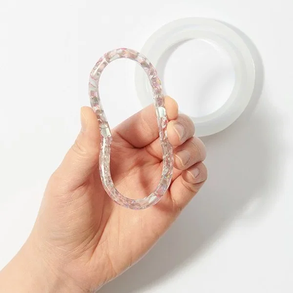 Flexibles Resin-Armband mit UV Resin Soft