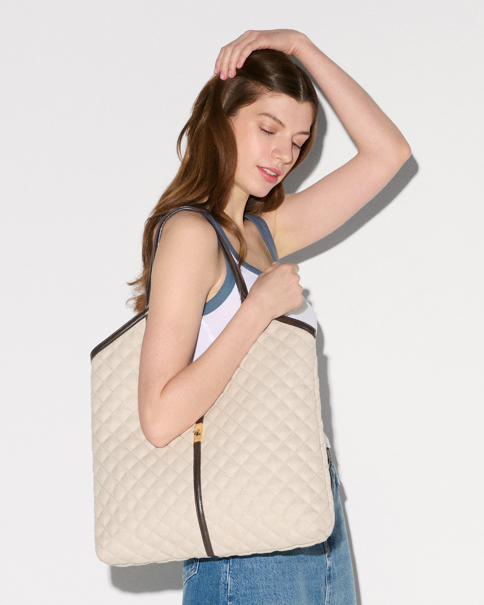Shop the Sandy Linen Large Astor Tote bag