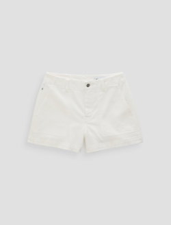 Analeigh Short in Powder