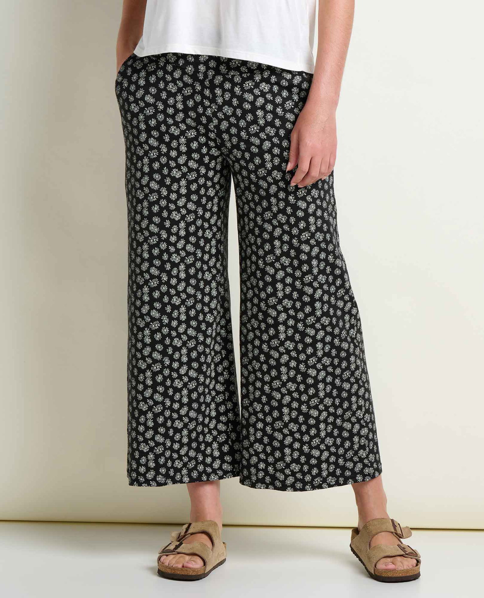 Image of Chaka Wide Leg Crop Pant