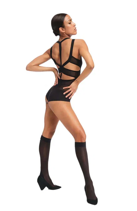 1423 Form Body / Black
