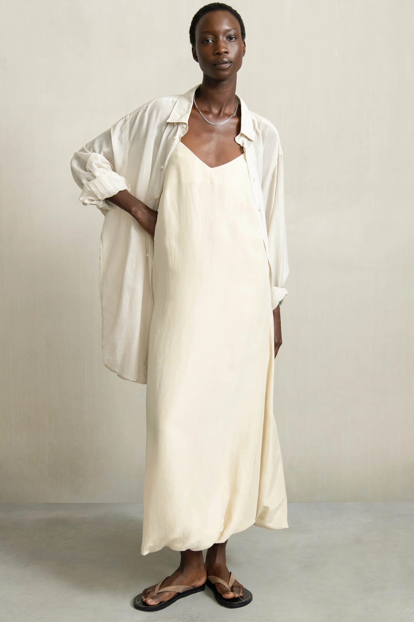 Image of CHICHI BLOUSE MILK