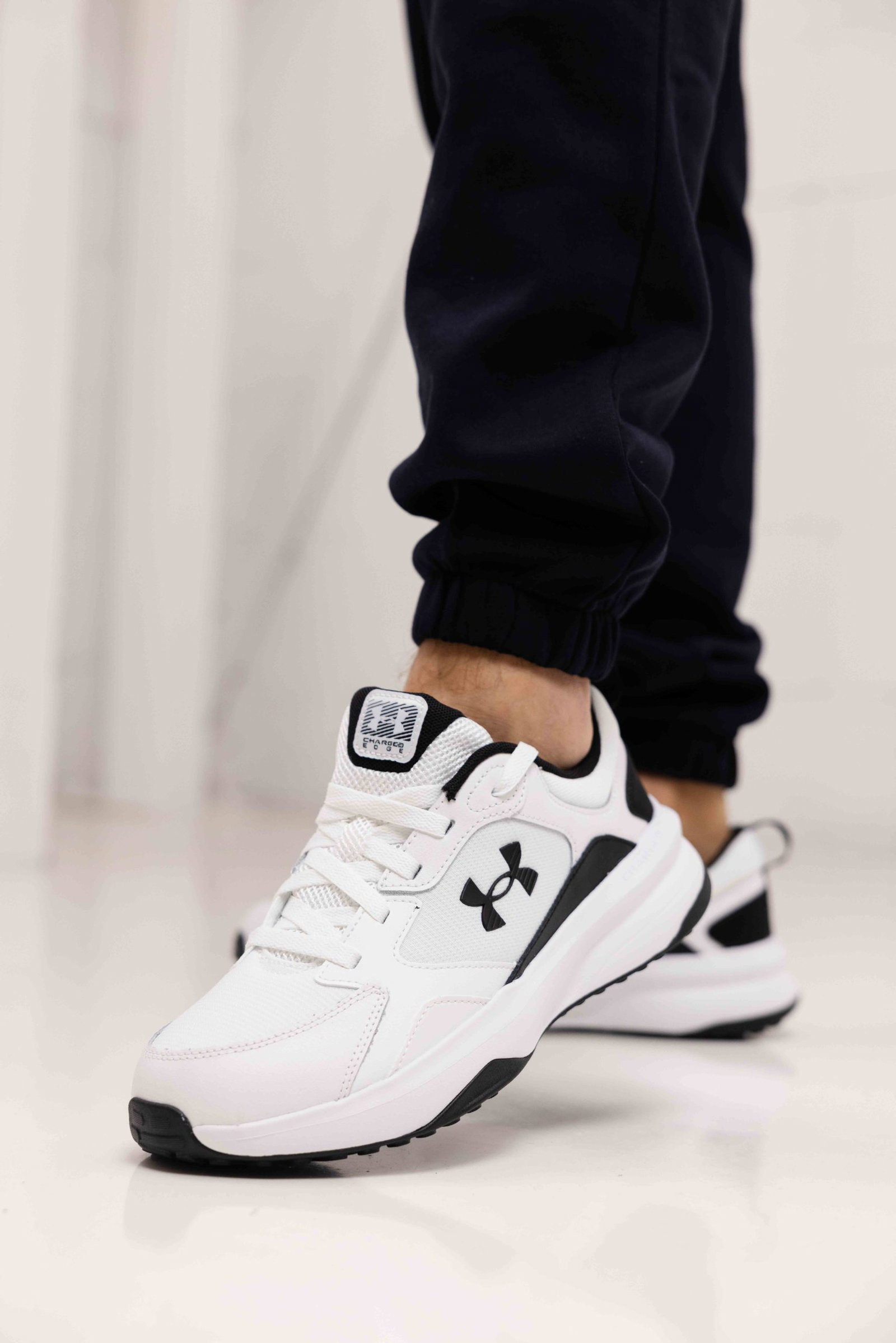Image of Under Armour Charged Edge Sneakers Heren Wit/Zwart