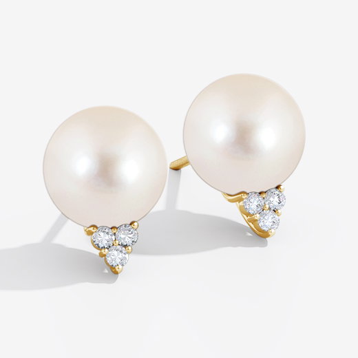 FRESHWATER PEARL STUDS