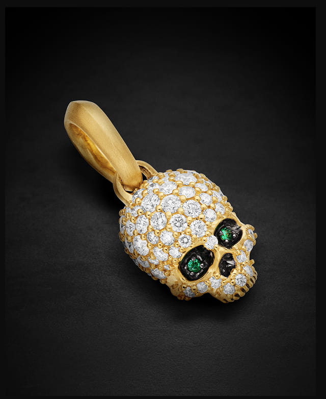 Memento Mori Skull Full Pavé Diamonds, Emeralds and 18K Yellow Gold, 14mm
