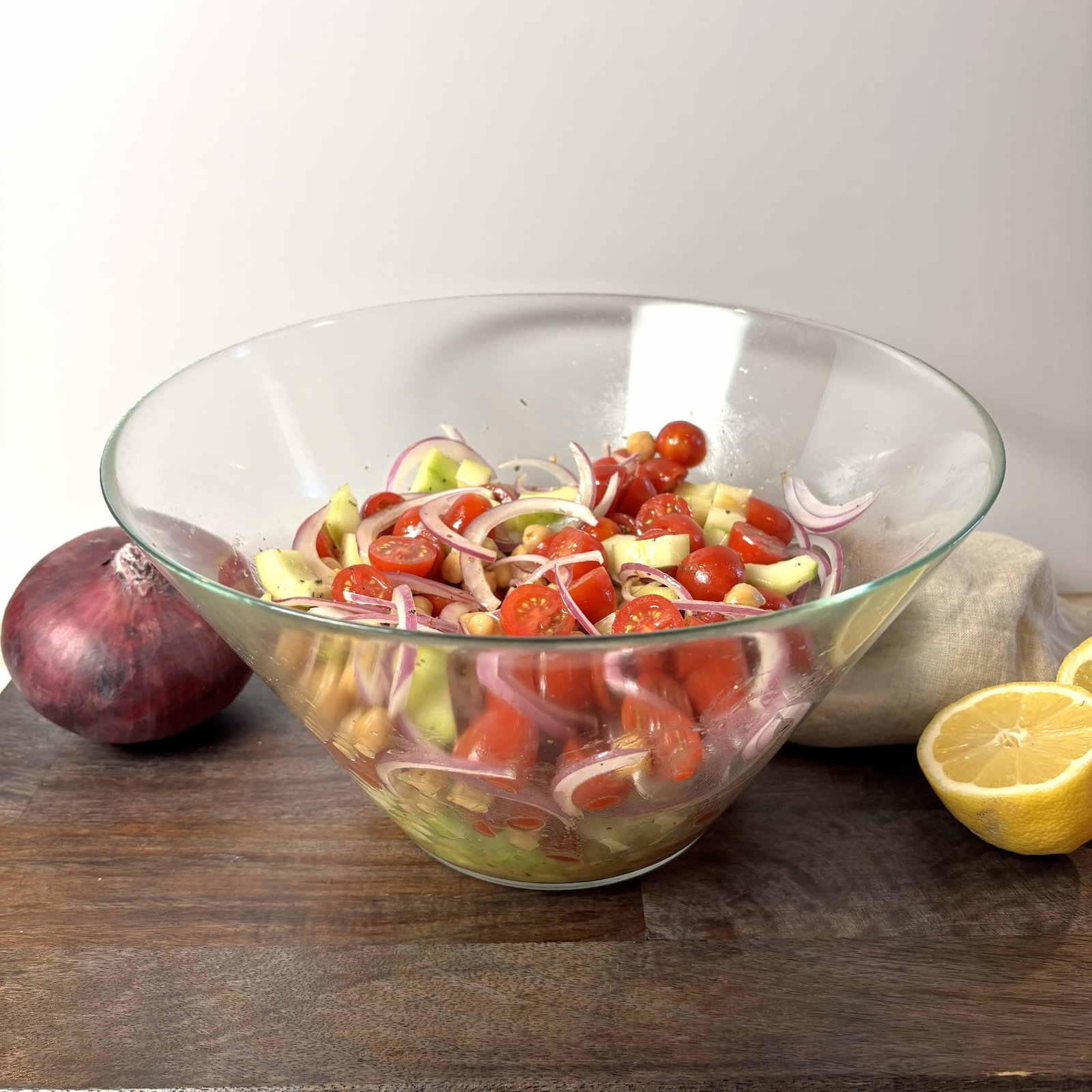 Fiber-Rich Mediterranean Chickpea Salad with Zesty Italian Dressing