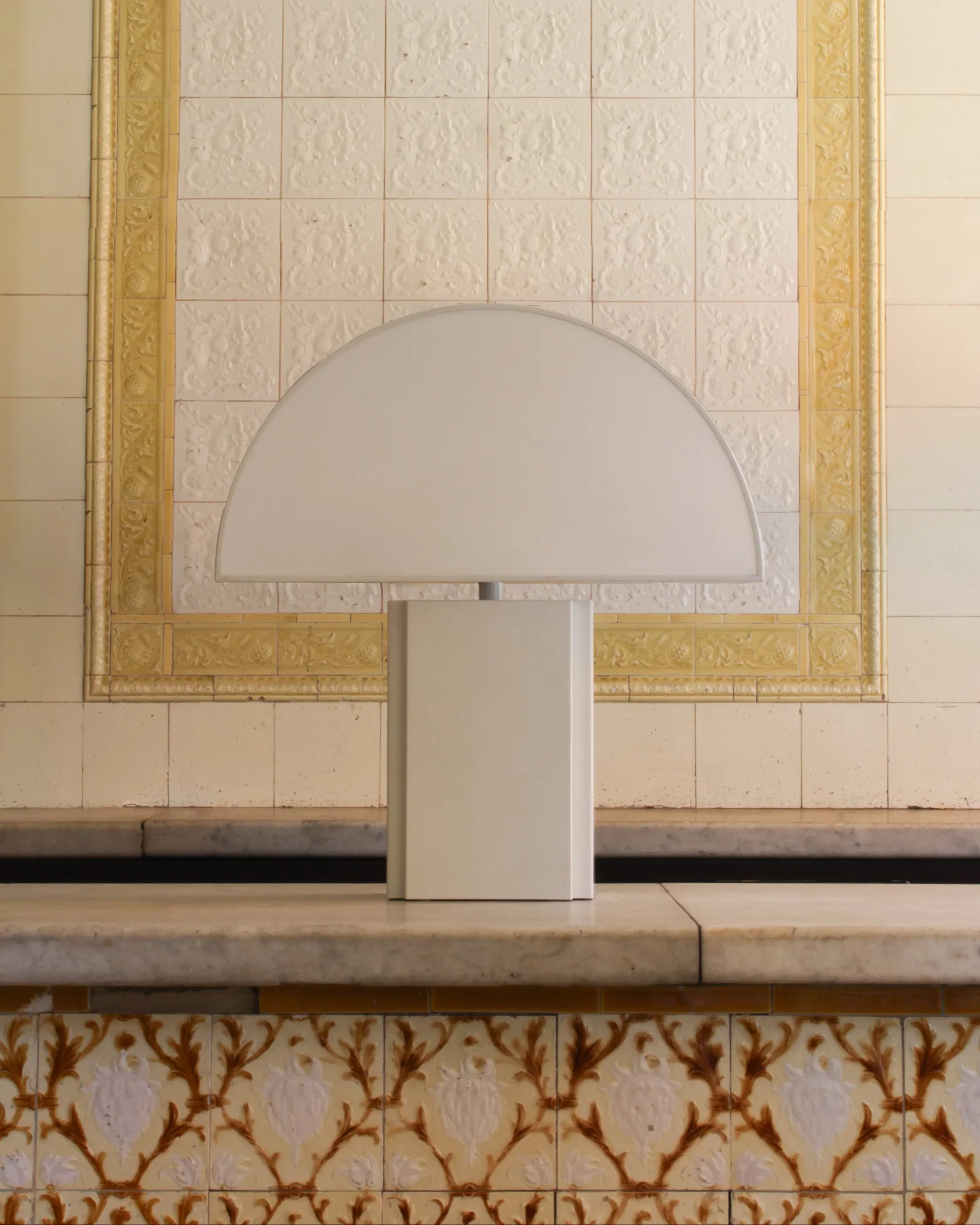 Image of Harvey Guzzini Olympe Table Lamp