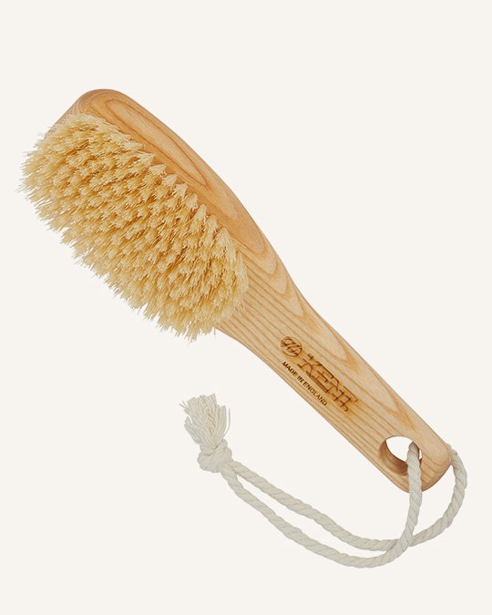 Ash Pure White Bristle Shower Bat - FD6