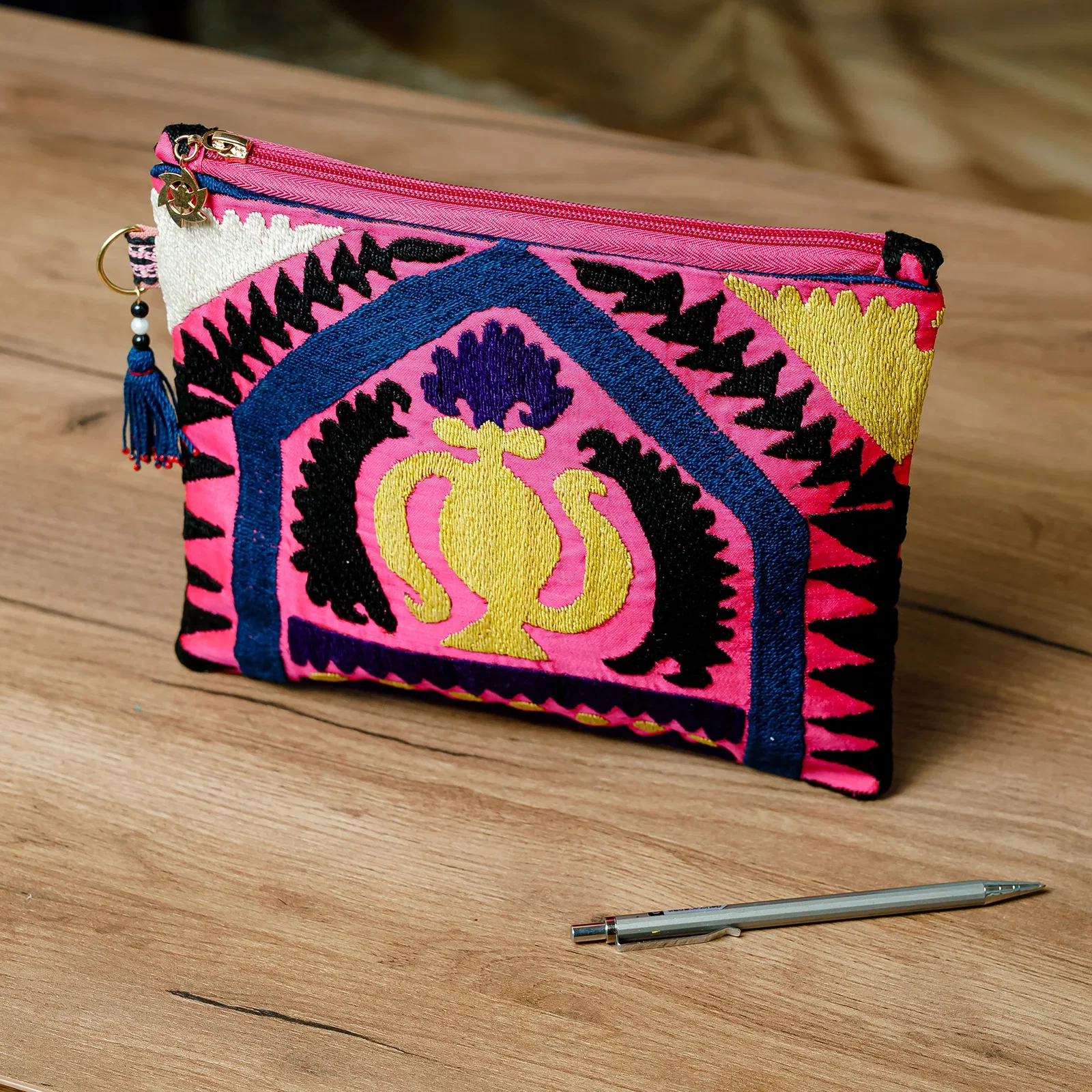 Image of Uzbek Upcycled Travel Bag with Hand-Embroidered Teapot Motif - Yellow Teapot