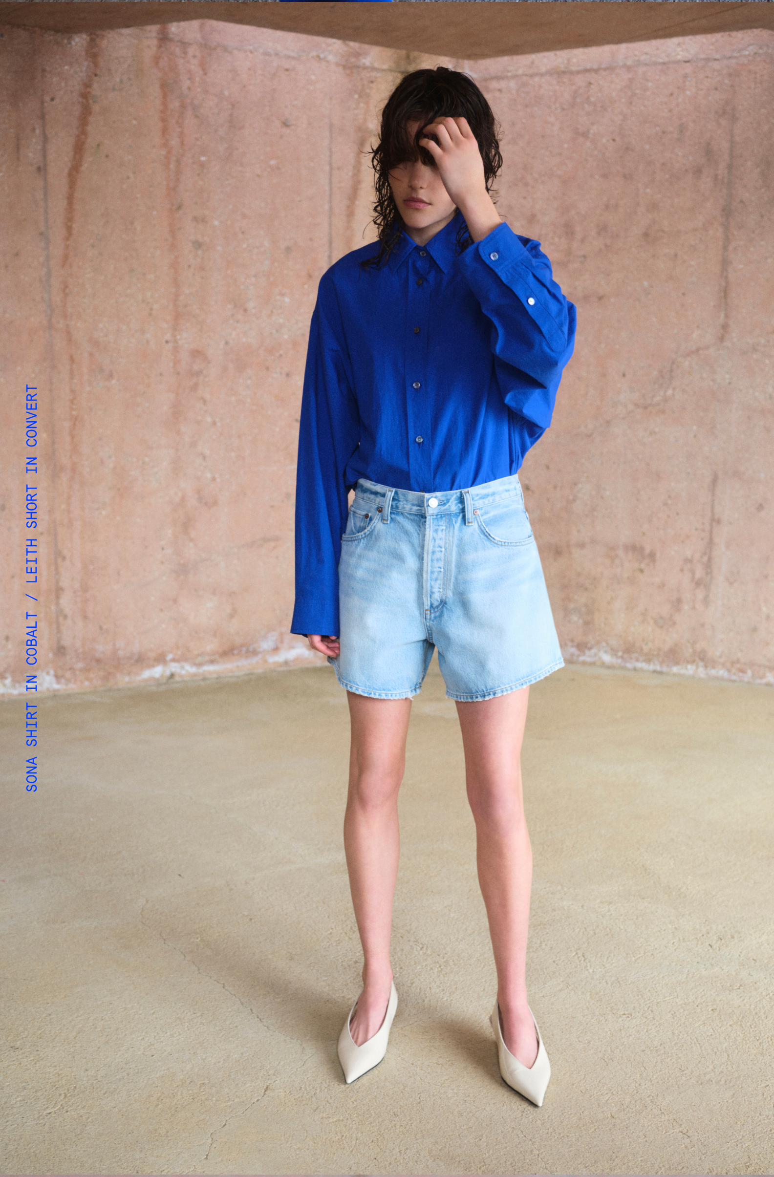 Sona Shirt in Cobalt / Leith Short in Convert