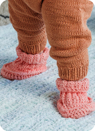 Free Lily Little Crochet Baby Booties Pattern