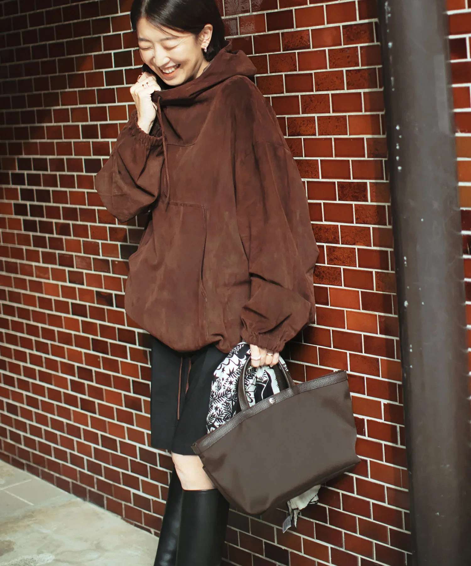 Image of 【塚田有紀子さんコラボ】NORM ノーム リサイクル ポリエステル シュリンクレザー コンビ B5 トート バッグ