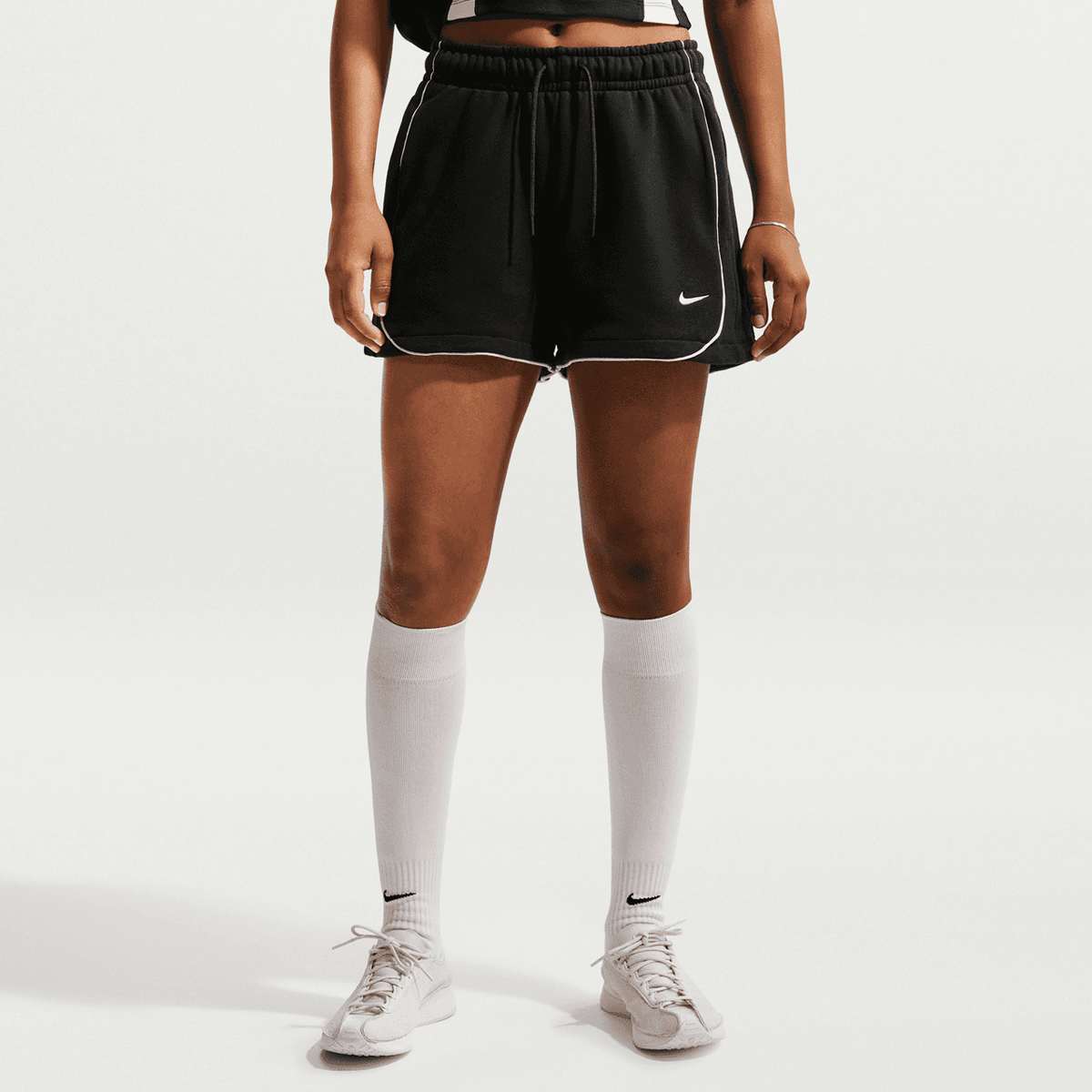 Sportswear Loose Mid-Rise 3" Fleece Shorts