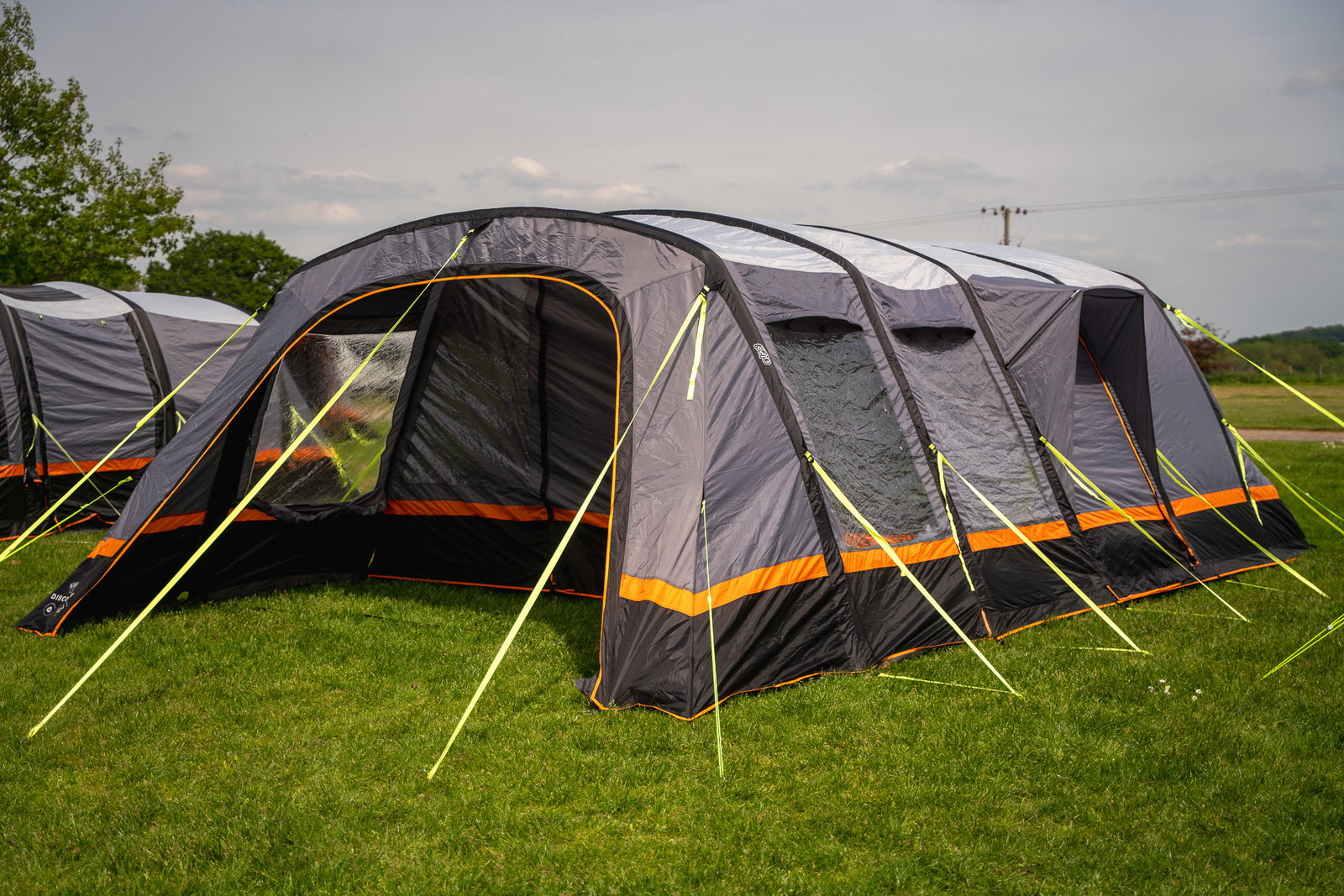 Discovery - 6 Berth Inflatable Tent