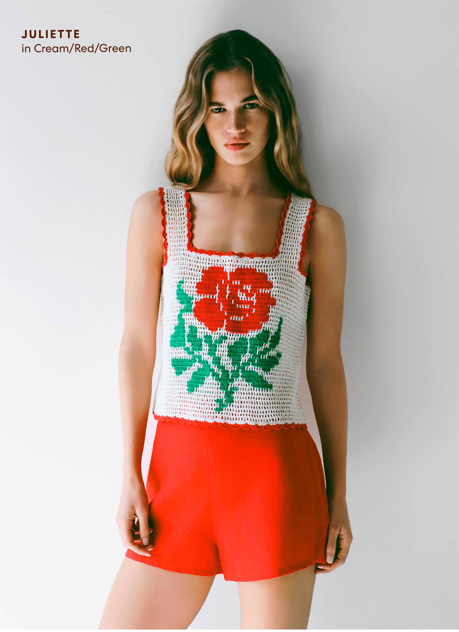 Juliette in Cream/Red/Green