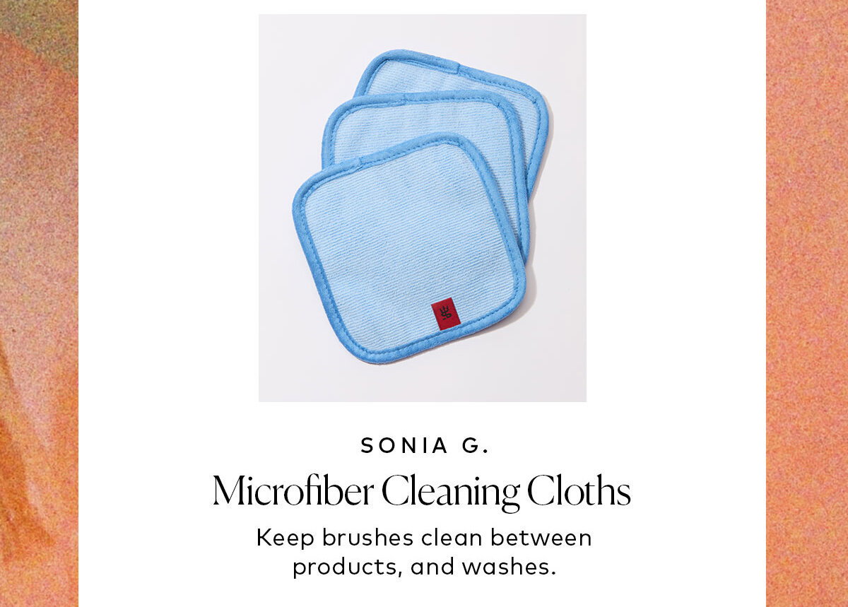 Keep brushes clean between products, and washes. Shop the Sonia G. Microfiber Brush Cleaning Cloths at Beautylish.com