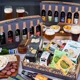 Image of Around the World Beer Gift Box -  12 Beers