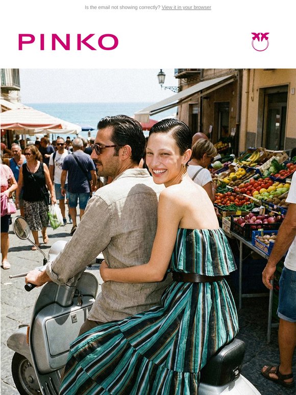 Looks for the perfect tourist