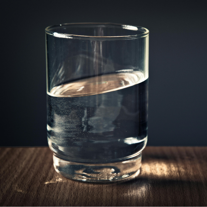Alcohol's dehydrating effect is minimal