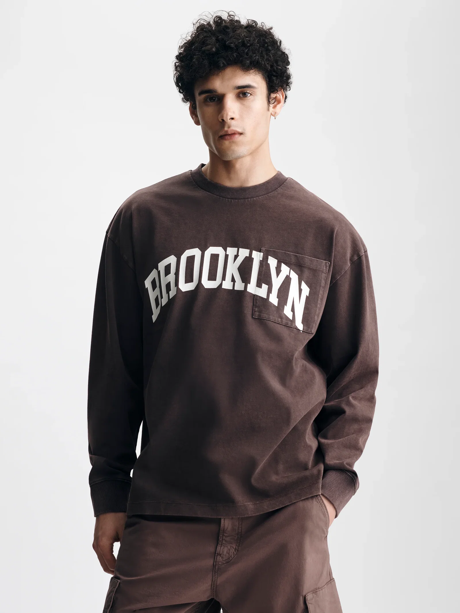 Image of Men's Brooklyn Long Sleeve Pocket T-Shirt in French Roast