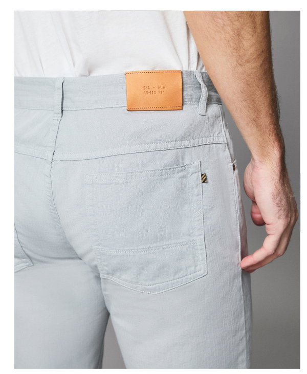 Model wears billy reid linen pants