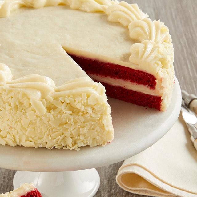 Cakes That Bring A Giant Smile