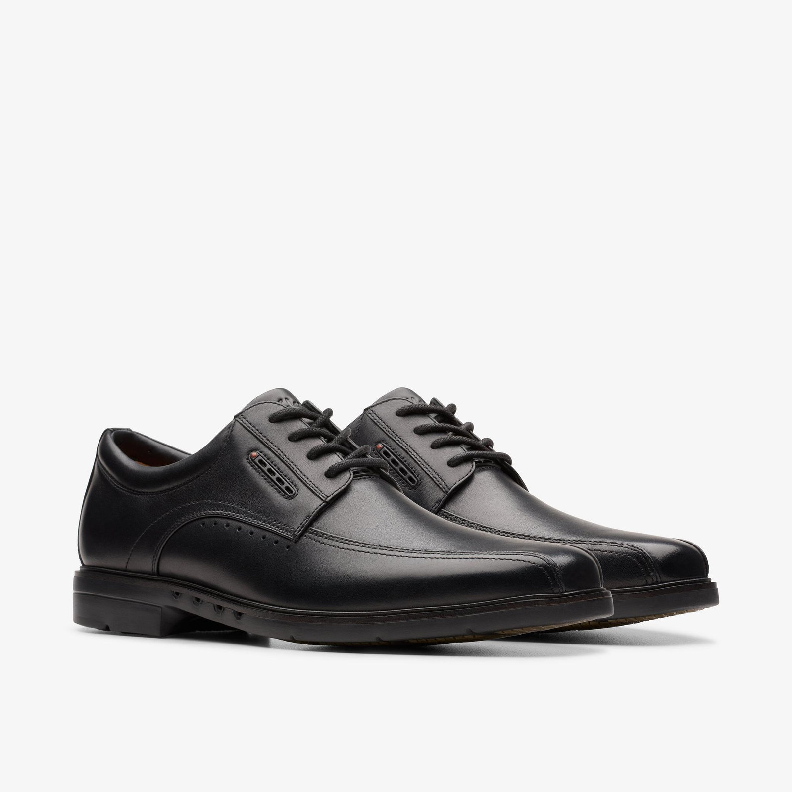 Shop Un Kendric Way Black Leather