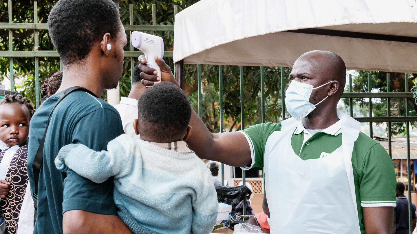 There’s a Major Ebola Outbreak in Africa. Is the U.S. at Risk?