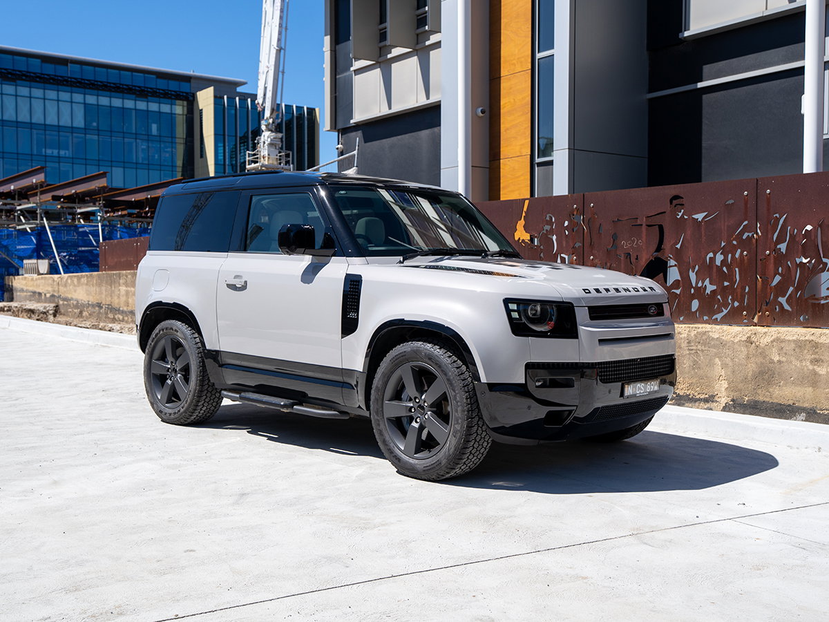 2026 Land Rover Defender 90 V8 is a Half-Price G-Class You’ll Actually Take Off-Road