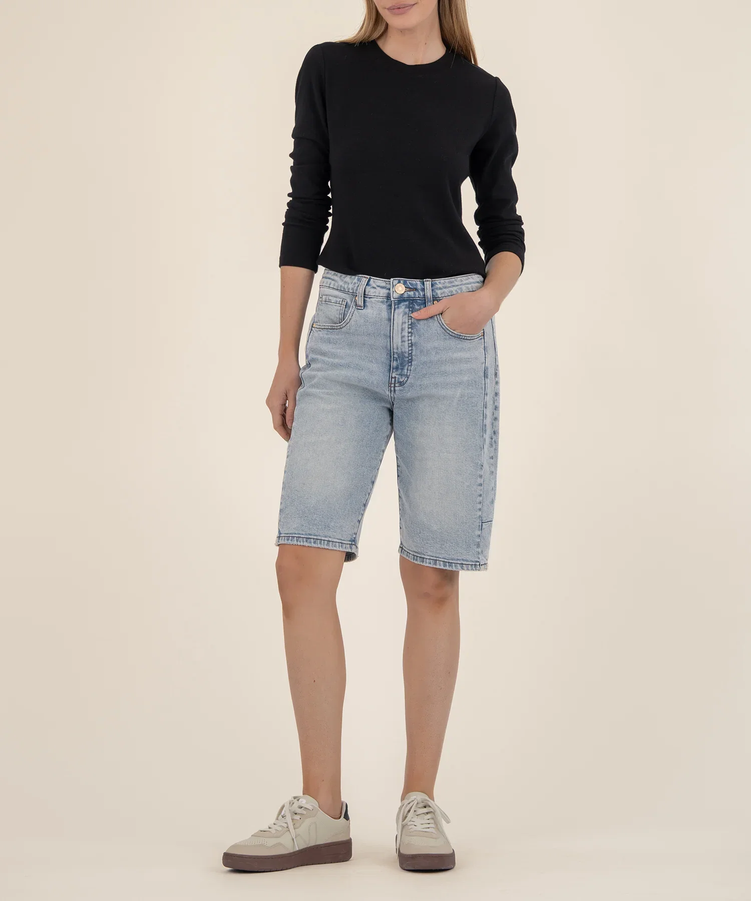 Image of Ashley High Rise Bermuda Barrel Leg Short in Playful Wash