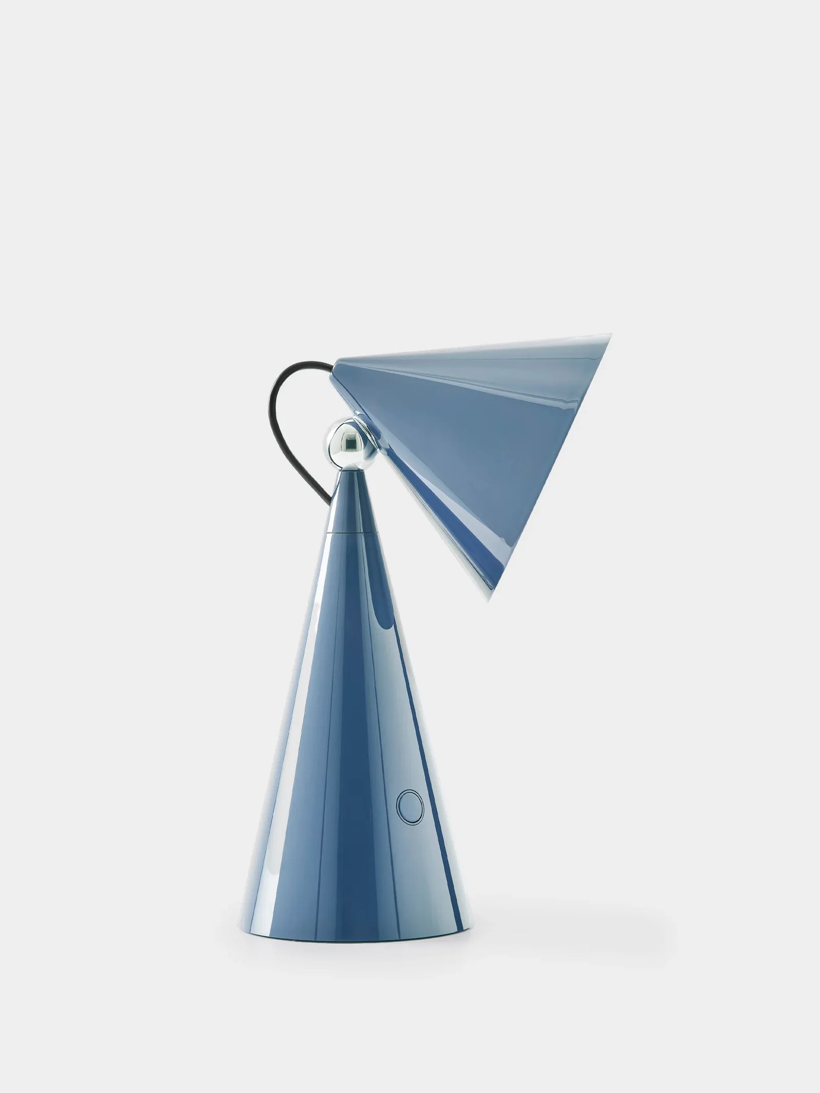 Image of Pose Portable Light | High-Gloss Baby Blue (US)
