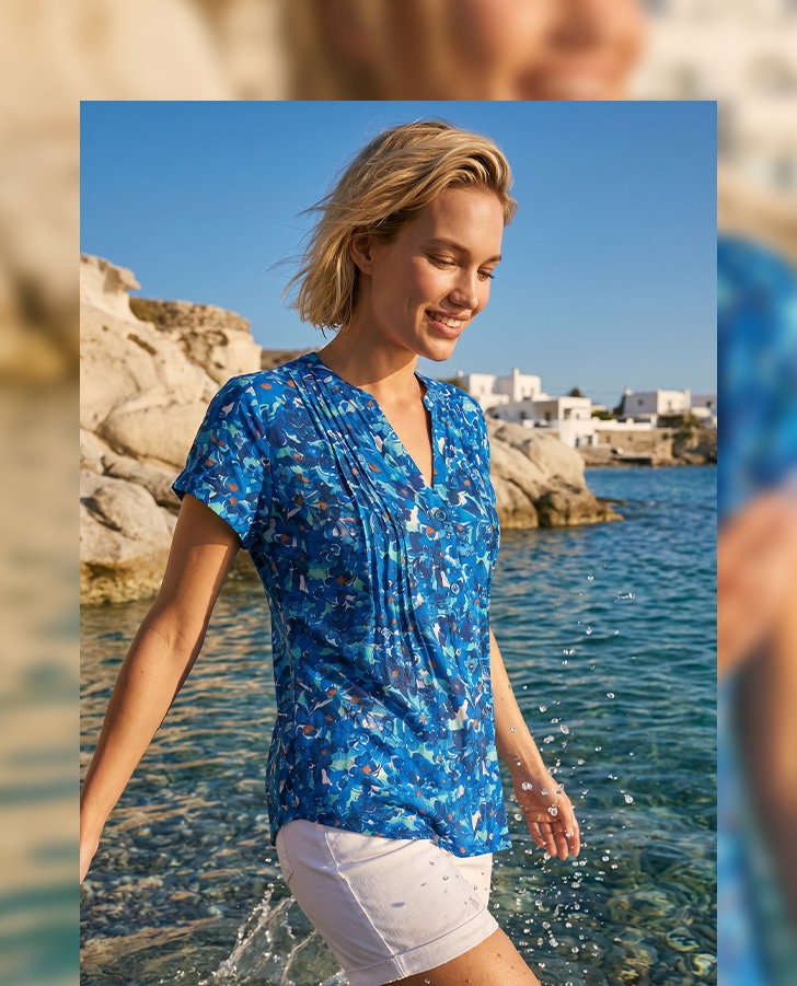 Blue Floral Print Pintuck Stretch Shirt