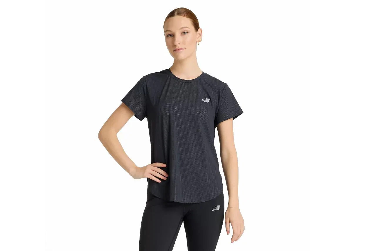 Image of NEW BALANCE RACE DAY ULTRA LIGHT T-SHIRT MUJER