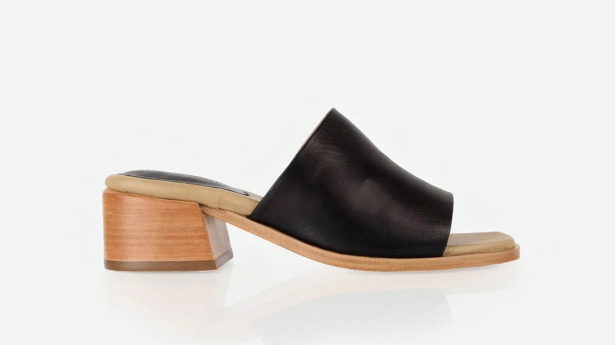 The Spritz Heeled Sandal Black