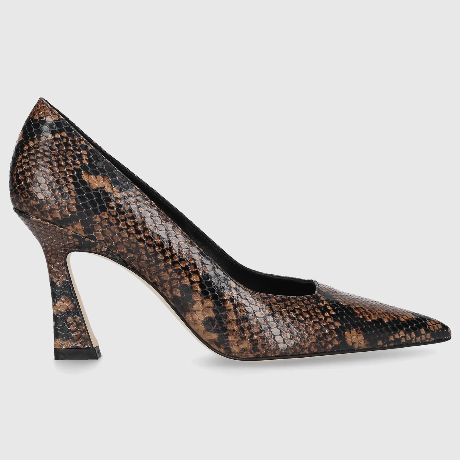 Image of Stuart Weitzman Pump