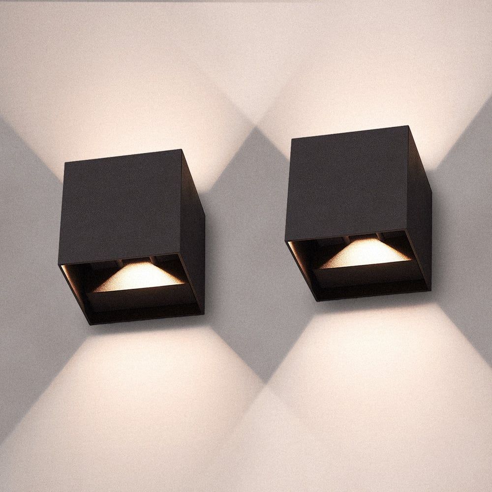 2x Up and Down Kansas wall light