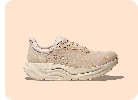 Block of four images showing the side view of the following shoes: Challenger 8 in black / outer orbit; Arahi 8 in birch / alabaster; Transport 2 in black / alabaster; Bondi 7 in black / rose cream
