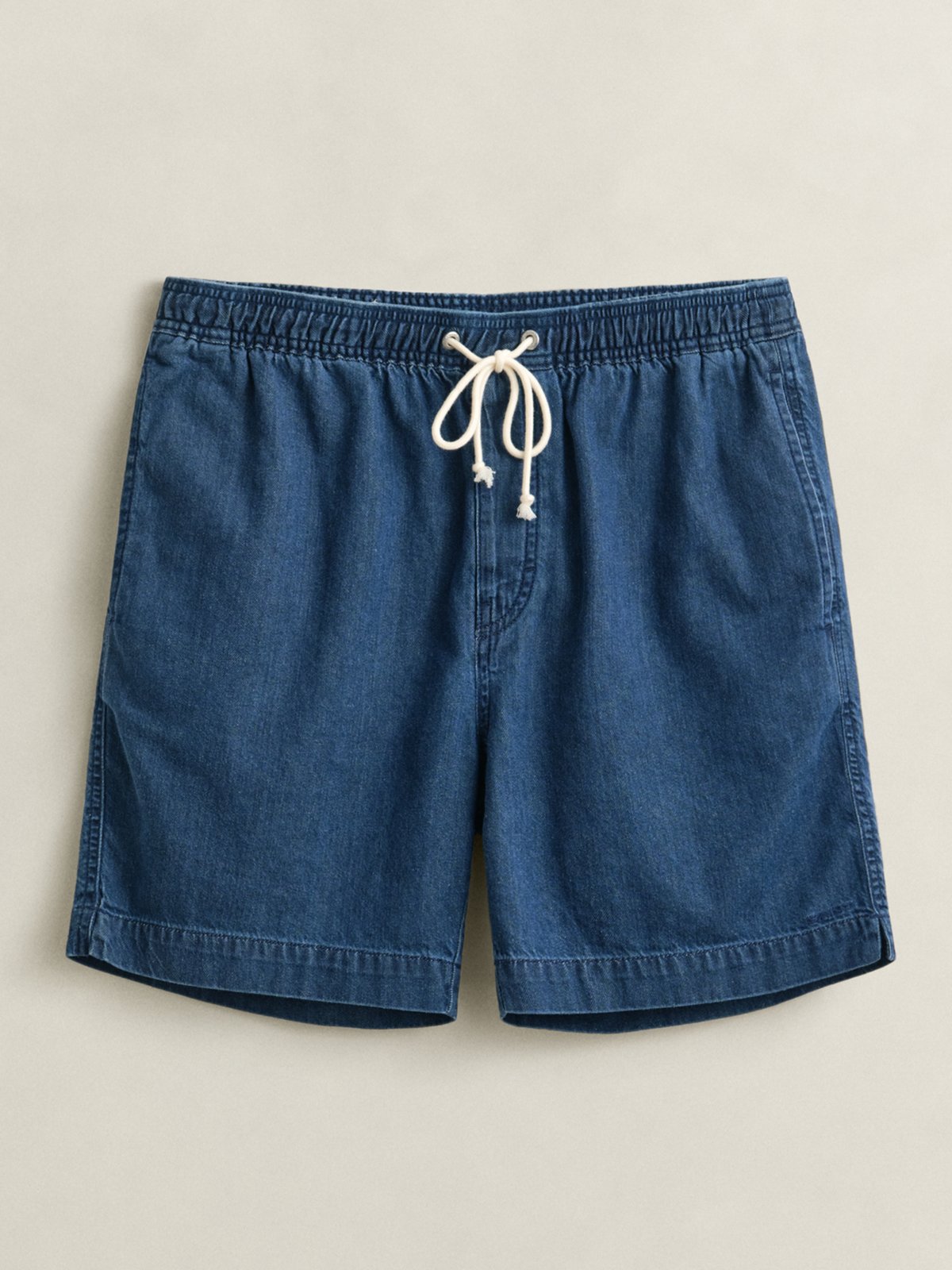 Leichte Denim-Shorts aus Baumwolle, Regular Fit