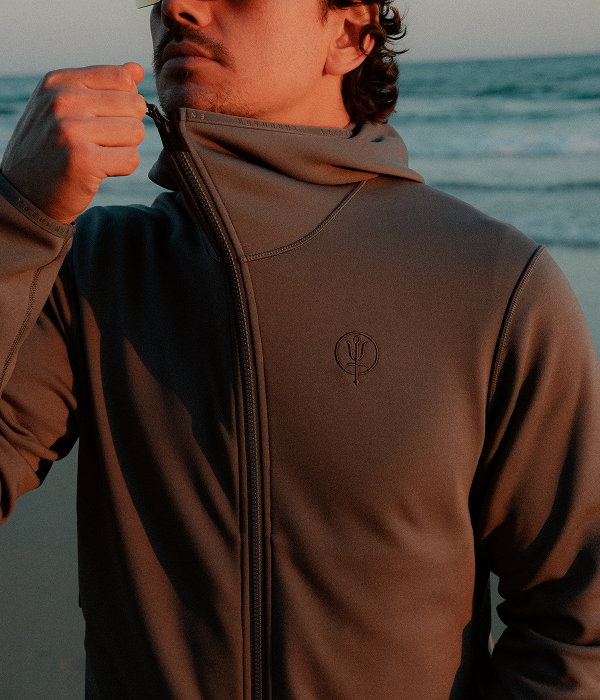 FORWARD HOODIE