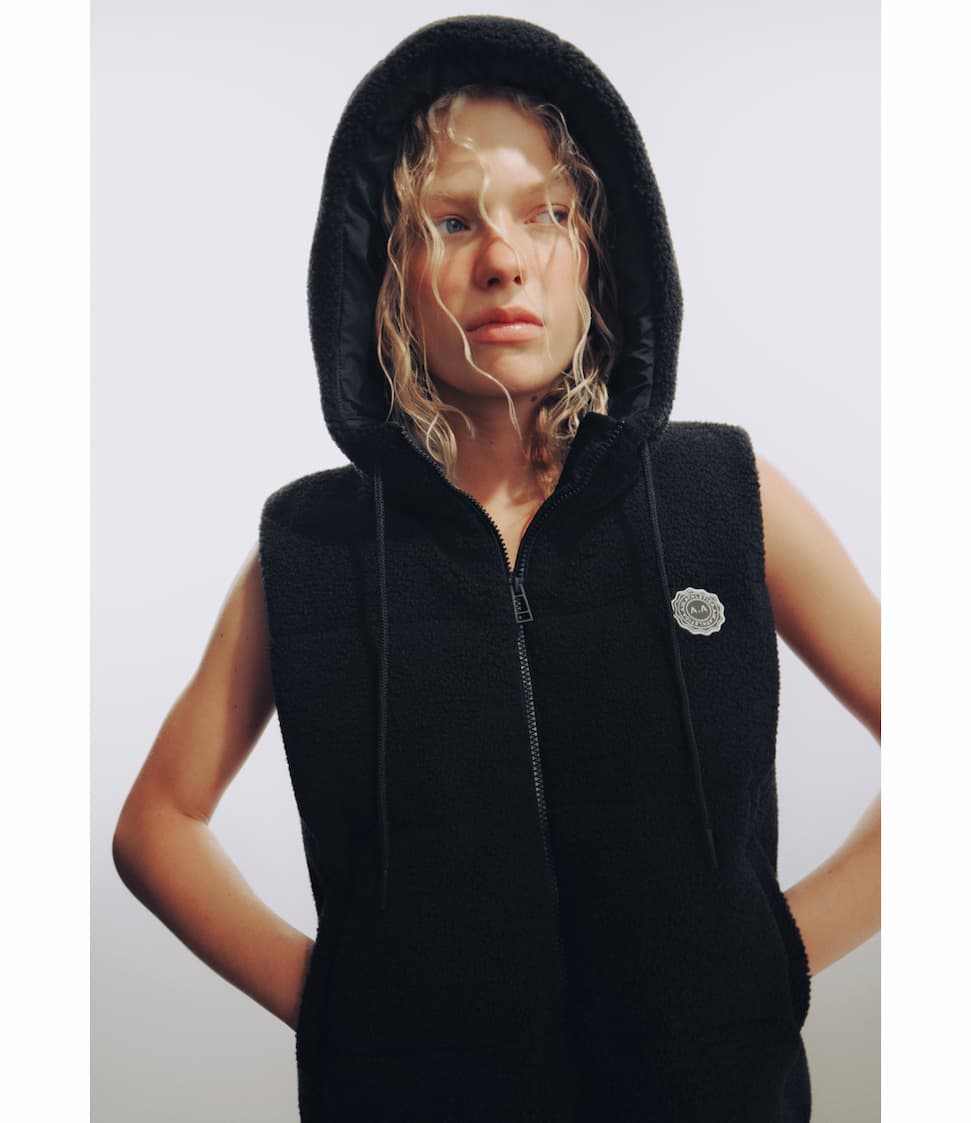 Sherpa Sleevless Vest